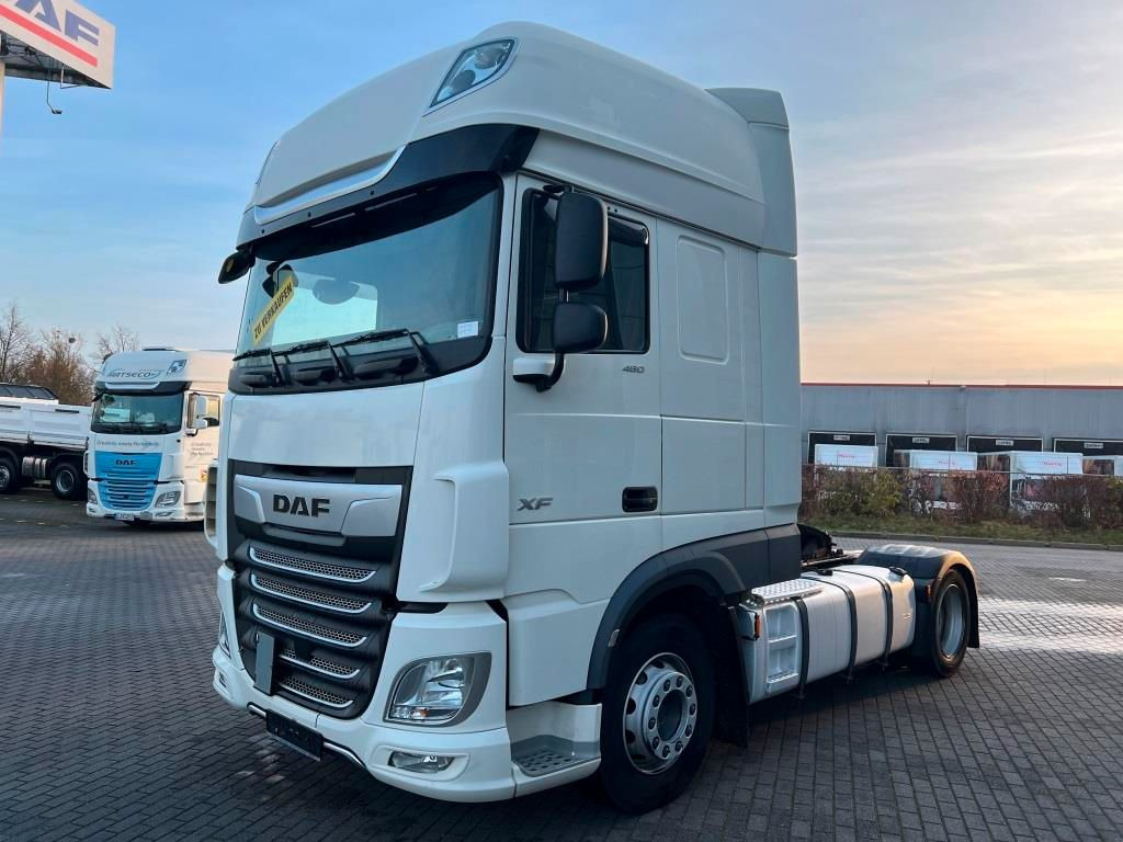 DAF XF 480 FT SSC Retarder Standklima 2xTank 1.185L - Vlačilec: slika 2 DAF XF 480 FT SSC Retarder Standklima 2xTank 1.185L - Vlačilec: slika 2