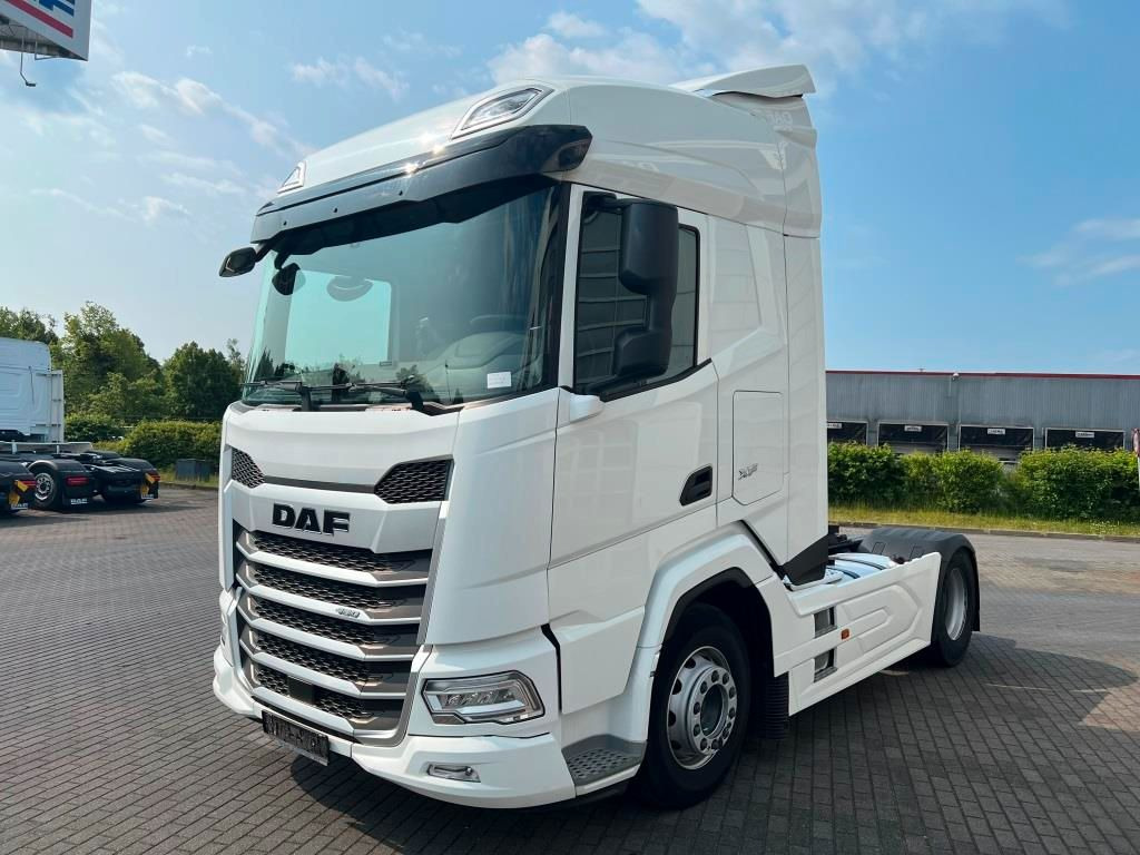 DAF XFn 480 FT Intarder 2xTank 1.105 L Vollspoiler - Vlačilec: slika 2 DAF XFn 480 FT Intarder 2xTank 1.105 L Vollspoiler - Vlačilec: slika 2