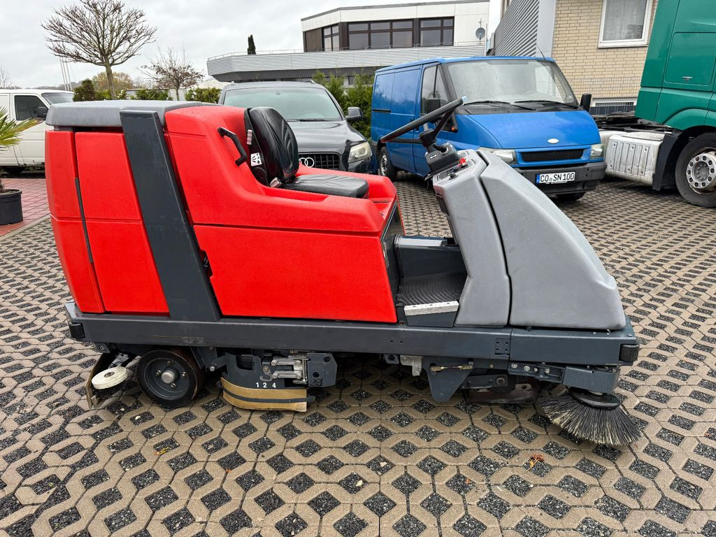 Hakomatic B1100 Kehr- Nass- Scheuersaugmaschine - Kombinirani čistilni stroj: slika 1 Hakomatic B1100 Kehr- Nass- Scheuersaugmaschine - Kombinirani čistilni stroj: slika 1