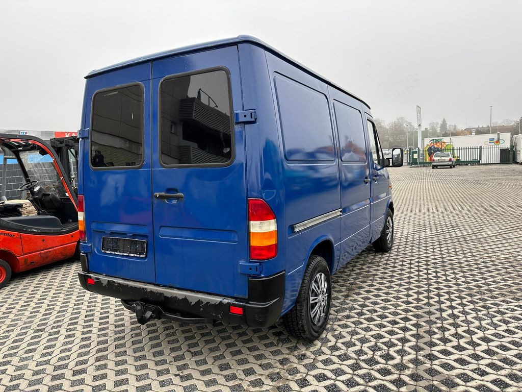 Mercedes-Benz 211 CDI - Mali kombi: slika 4 Mercedes-Benz 211 CDI - Mali kombi: slika 4