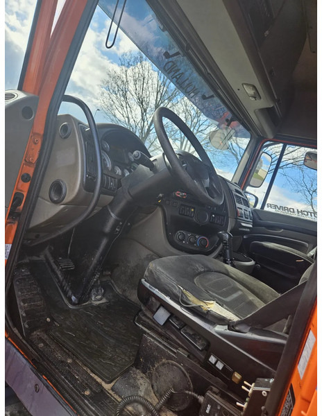 DAF XF 105 410 | 6X2 | Manual | Euro 5 | 10 Tyres - Tovornjak-šasija: slika 5 DAF XF 105 410 | 6X2 | Manual | Euro 5 | 10 Tyres - Tovornjak-šasija: slika 5