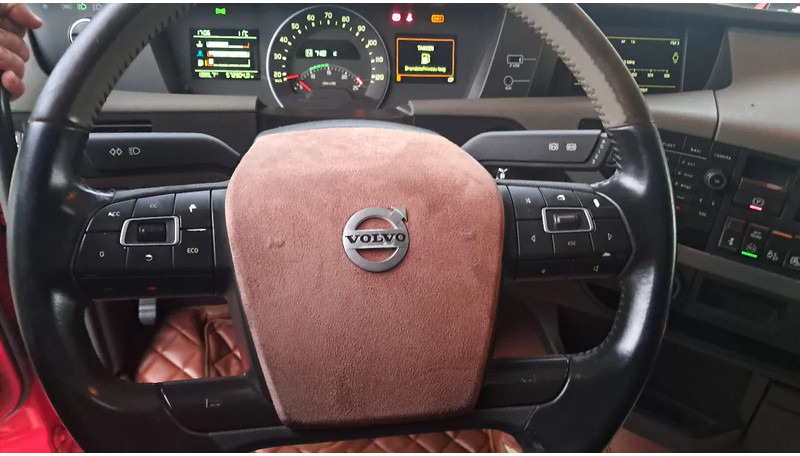 Volvo FH 500 Globetrotter Euro 5 PTO Hydrauliq Full Air New Tacho VEB - Vlačilec: slika 3 Volvo FH 500 Globetrotter Euro 5 PTO Hydrauliq Full Air New Tacho VEB - Vlačilec: slika 3