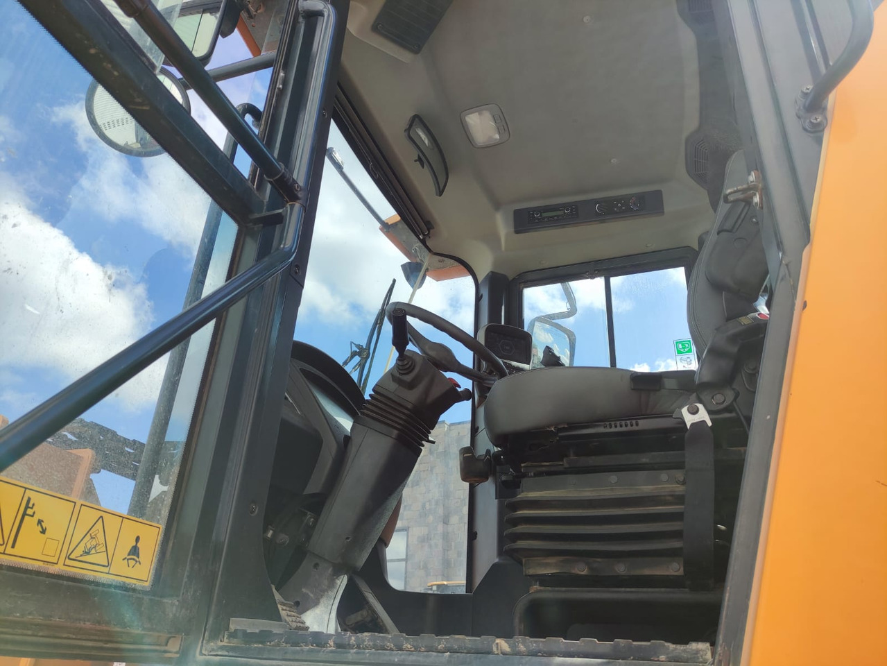HYUNDAI HL955 - Kolesni nakladalec: slika 5 HYUNDAI HL955 - Kolesni nakladalec: slika 5