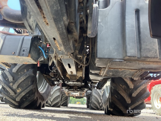 2004 Massey Ferguson 6499 Dynashift 4WD Tractor - Traktor: slika 5 2004 Massey Ferguson 6499 Dynashift 4WD Tractor - Traktor: slika 5