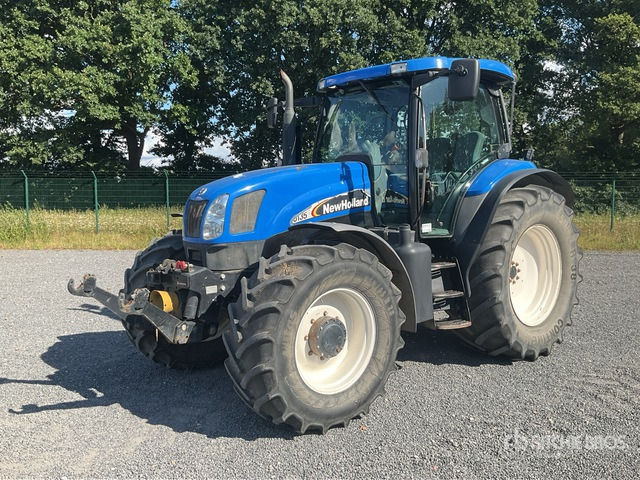 2004 New Holland TS135 A 4WD Tractor - Traktor: slika 2 2004 New Holland TS135 A 4WD Tractor - Traktor: slika 2