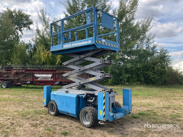 2007 Genie GS2668RT 4x4 Diesel Scissor Lift - Škarjasta dvižna ploščad: slika 4 2007 Genie GS2668RT 4x4 Diesel Scissor Lift - Škarjasta dvižna ploščad: slika 4