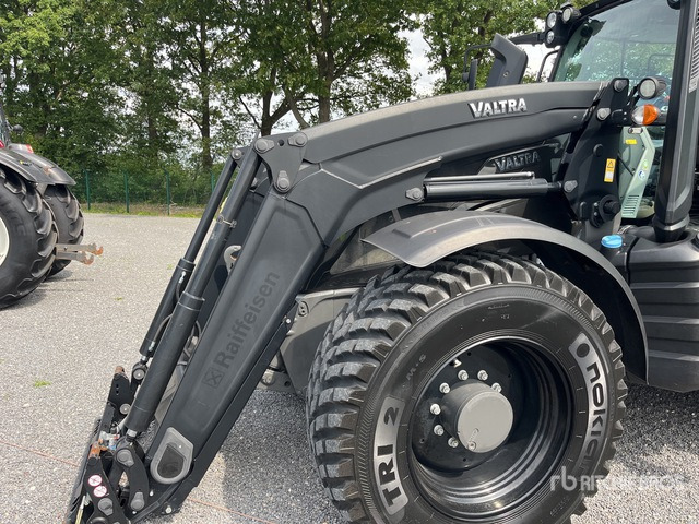 2020 Valtra T234D Smart Touch 4WD Tractor - Traktor: slika 5 2020 Valtra T234D Smart Touch 4WD Tractor - Traktor: slika 5
