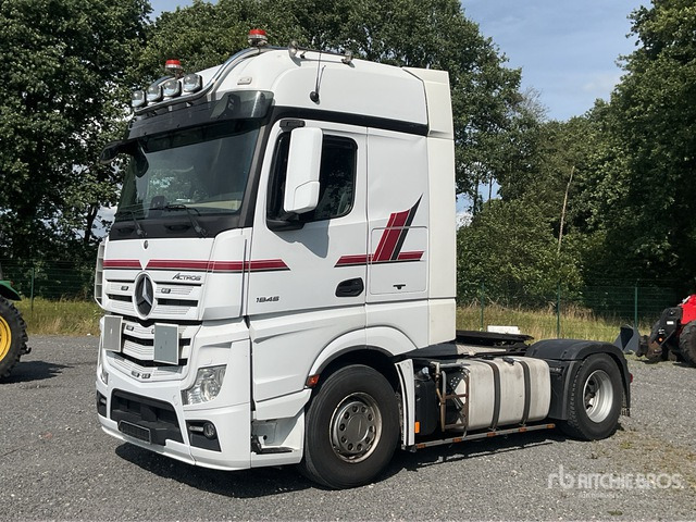2015 Mercedes-Benz Actros 1845LS 4x2 S/A Sleeper Truck Tractor - Vlačilec: slika 2 2015 Mercedes-Benz Actros 1845LS 4x2 S/A Sleeper Truck Tractor - Vlačilec: slika 2