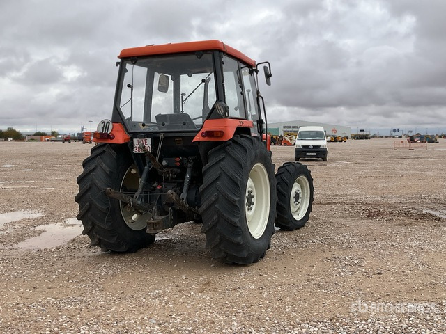 1993 Kubota M-6730DT 2WD Tractor - Traktor: slika 3 1993 Kubota M-6730DT 2WD Tractor - Traktor: slika 3