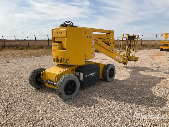 1999 Haulotte HA15I 2WD Electric Articulating Boom Lift - Zglobna dvižna ploščad: slika 1 1999 Haulotte HA15I 2WD Electric Articulating Boom Lift - Zglobna dvižna ploščad: slika 1