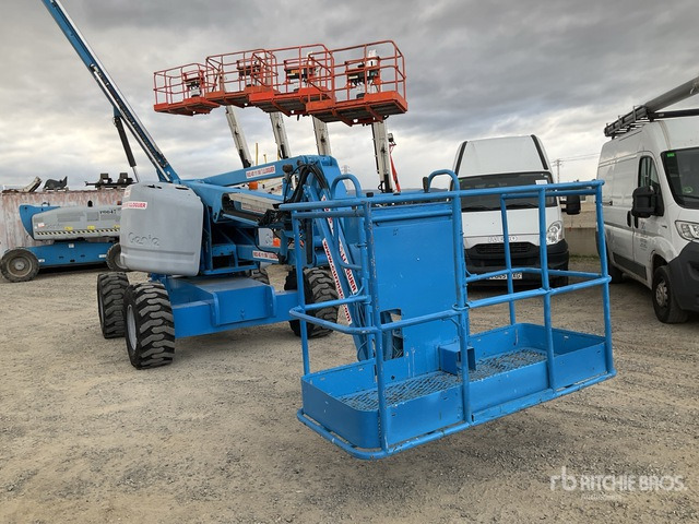 2000 Genie Z40-25 4WD Diesel Articulating Boom Lift - Zglobna dvižna ploščad: slika 3 2000 Genie Z40-25 4WD Diesel Articulating Boom Lift - Zglobna dvižna ploščad: slika 3