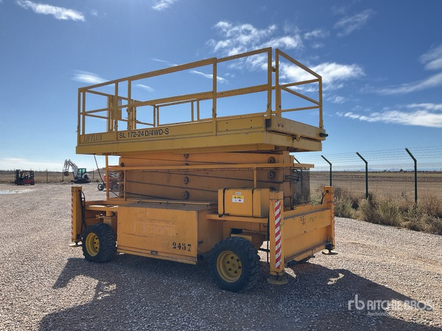 2000 Liftlux SL172-24 4x4 4WDS Scissor Lift - Škarjasta dvižna ploščad: slika 2 2000 Liftlux SL172-24 4x4 4WDS Scissor Lift - Škarjasta dvižna ploščad: slika 2