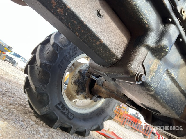 2001 Valtra 3500-4C 4WD Tractor - Traktor: slika 4 2001 Valtra 3500-4C 4WD Tractor - Traktor: slika 4