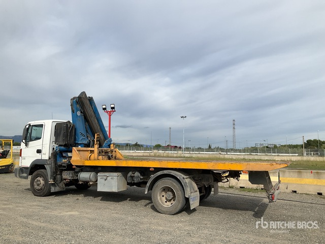 2002 Nissan Atleon 210 4x2 with Crane Rollback Truck - Vlečno vozilo: slika 4 2002 Nissan Atleon 210 4x2 with Crane Rollback Truck - Vlečno vozilo: slika 4