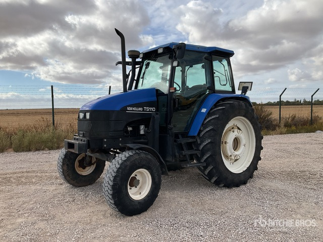 2003 New Holland TS110 2WD Tractor - Traktor: slika 1 2003 New Holland TS110 2WD Tractor - Traktor: slika 1