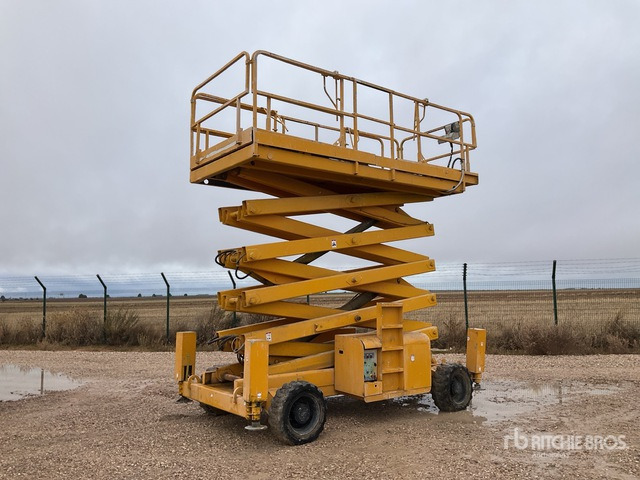 2005 Haulotte H18SX 4x4 Diesel Scissor Lift - Škarjasta dvižna ploščad: slika 1 2005 Haulotte H18SX 4x4 Diesel Scissor Lift - Škarjasta dvižna ploščad: slika 1