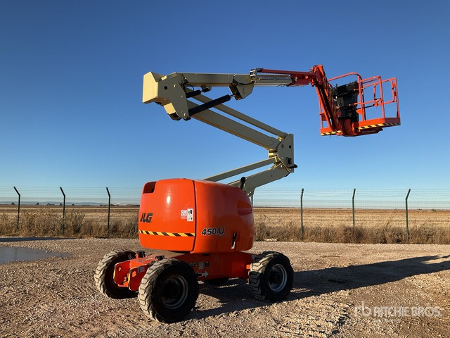 2005 JLG 450AJ Series II 4WD Diesel Articulating Boom Lift - Zglobna dvižna ploščad: slika 1 2005 JLG 450AJ Series II 4WD Diesel Articulating Boom Lift - Zglobna dvižna ploščad: slika 1