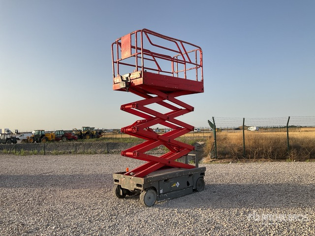 2007 Haulotte Compact 10 Electric (Inoperable) Scissor Lift - Škarjasta dvižna ploščad: slika 2 2007 Haulotte Compact 10 Electric (Inoperable) Scissor Lift - Škarjasta dvižna ploščad: slika 2