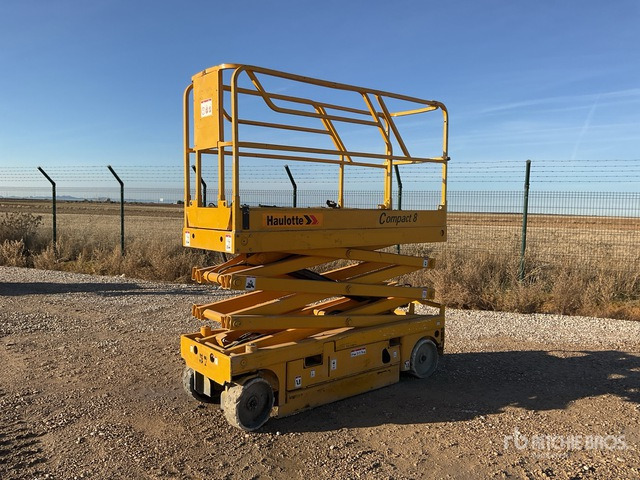 2007 Haulotte Compact 8 Electric Scissor Lift - Škarjasta dvižna ploščad: slika 1 2007 Haulotte Compact 8 Electric Scissor Lift - Škarjasta dvižna ploščad: slika 1