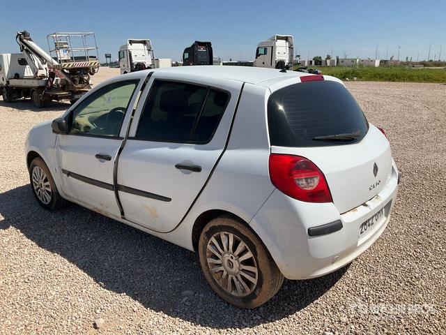 2008 Renault Clio 1.5D (Inoperable) Automobile - Avtomobil: slika 3 2008 Renault Clio 1.5D (Inoperable) Automobile - Avtomobil: slika 3
