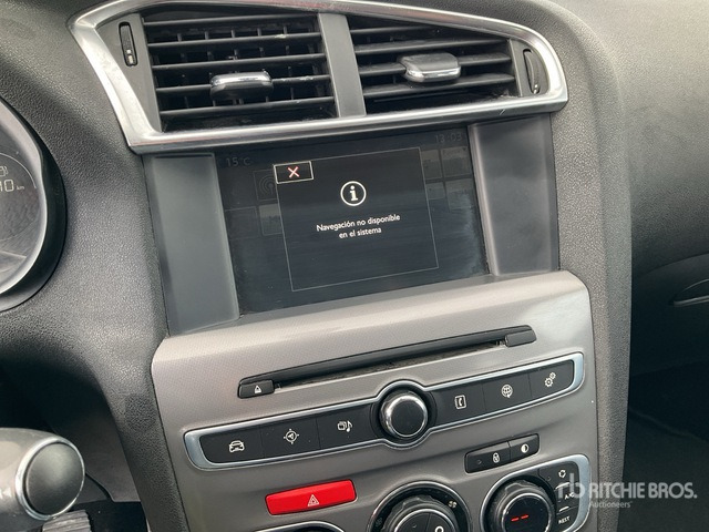 2015 Citroen C4 BlueHDI Automobile - Avtomobil: slika 4 2015 Citroen C4 BlueHDI Automobile - Avtomobil: slika 4