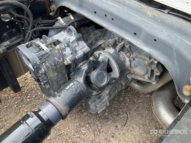 2016 MAN TGX18.440 4x2 S/A Sleeper Truck Tractor - Mulčer: slika 5 2016 MAN TGX18.440 4x2 S/A Sleeper Truck Tractor - Mulčer: slika 5