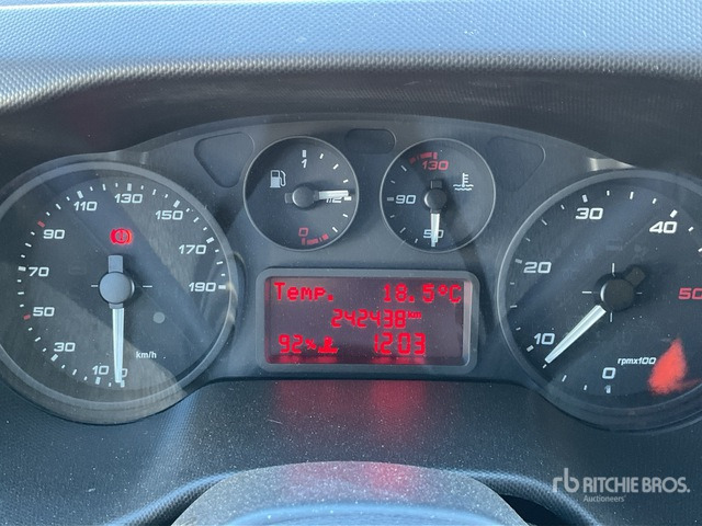 2019 Iveco Daily 70C18 4x2 Van Truck - Tovornjak zabojnik: slika 3 2019 Iveco Daily 70C18 4x2 Van Truck - Tovornjak zabojnik: slika 3