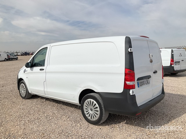 2019 Mercedes-Benz eVito Electric Cargo Van - Furgon: slika 4 2019 Mercedes-Benz eVito Electric Cargo Van - Furgon: slika 4