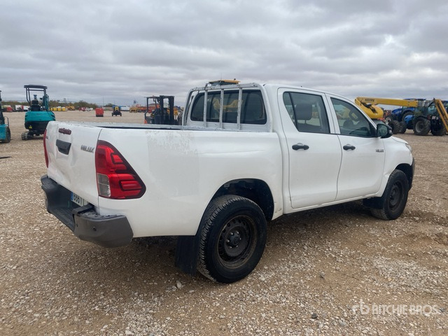 2019 Toyota Hilux 4x4 Pickup - Poltovornjak: slika 3 2019 Toyota Hilux 4x4 Pickup - Poltovornjak: slika 3