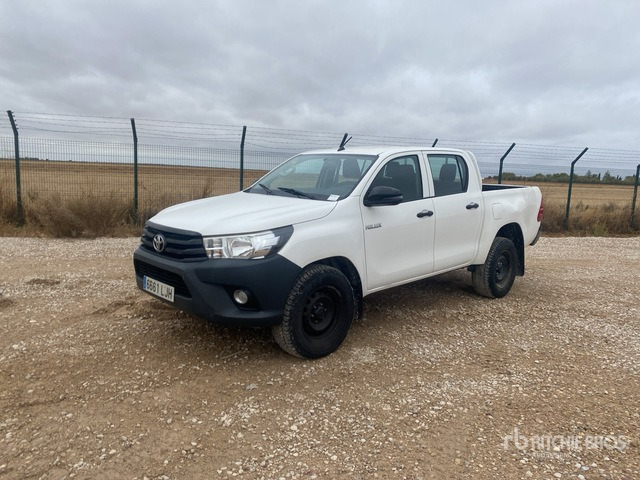 2019 Toyota Hilux 4x4 Pickup - Poltovornjak: slika 1 2019 Toyota Hilux 4x4 Pickup - Poltovornjak: slika 1