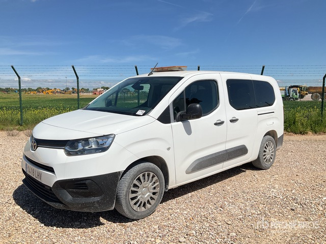 2020 Toyota Proace City Verso Passenger Van - Minibus, Potniški kombi: slika 1 2020 Toyota Proace City Verso Passenger Van - Minibus, Potniški kombi: slika 1