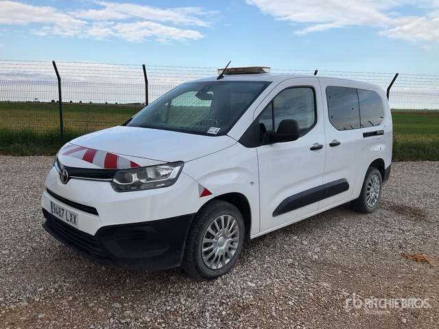 2022 Toyota Proace City Verso 5 Passenger Van - Minibus, Potniški kombi: slika 1 2022 Toyota Proace City Verso 5 Passenger Van - Minibus, Potniški kombi: slika 1