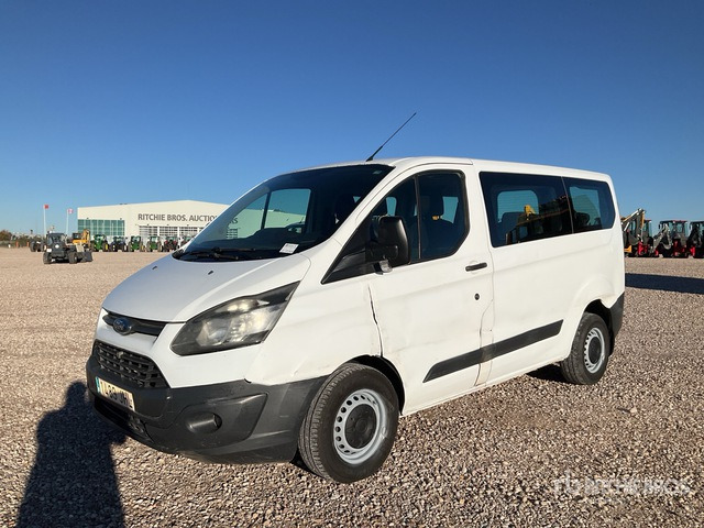 2015 Ford Transit Custom Cargo Van - Dostavno vozilo: slika 2 2015 Ford Transit Custom Cargo Van - Dostavno vozilo: slika 2