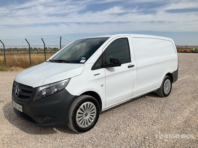 2019 Mercedes-Benz eVito Electric Cargo Van - Dostavno vozilo: slika 2 2019 Mercedes-Benz eVito Electric Cargo Van - Dostavno vozilo: slika 2