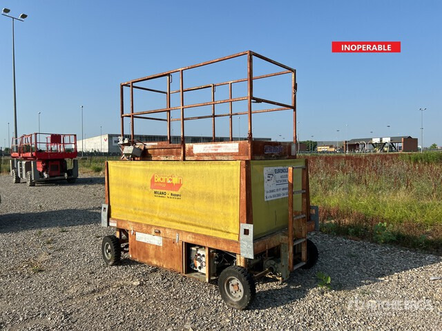 1997 Bianchin SC100 Electric (Inoperable) Scissor Lift - Škarjasta dvižna ploščad: slika 1 1997 Bianchin SC100 Electric (Inoperable) Scissor Lift - Škarjasta dvižna ploščad: slika 1