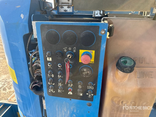 2004 Genie Z-34/22 Diesel Articulating Boom Lift - Zglobna dvižna ploščad: slika 5 2004 Genie Z-34/22 Diesel Articulating Boom Lift - Zglobna dvižna ploščad: slika 5