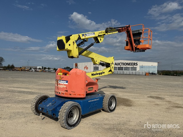 2004 JLG E450AJ Electric Articulating Boom Lift - Zglobna dvižna ploščad: slika 4 2004 JLG E450AJ Electric Articulating Boom Lift - Zglobna dvižna ploščad: slika 4