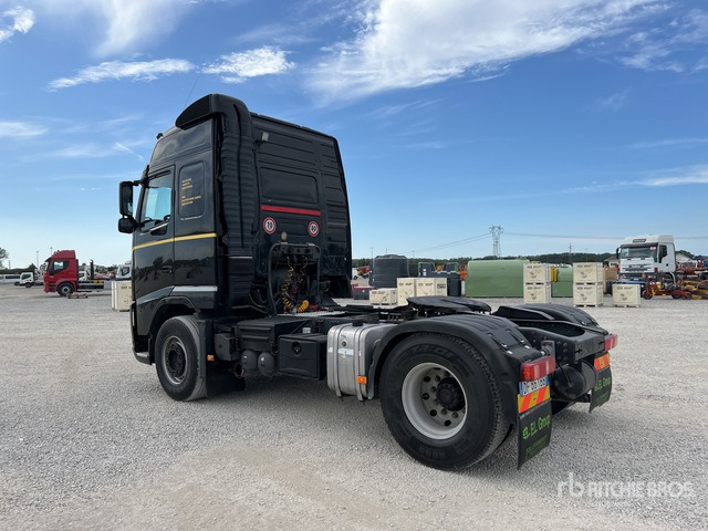 2007 Volvo FH440 4x2 S/A Sleeper Truck Tractor - Mulčer: slika 4 2007 Volvo FH440 4x2 S/A Sleeper Truck Tractor - Mulčer: slika 4