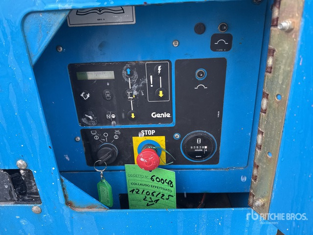 2008 Genie GS-5390RT Diesel Scissor Lift - Škarjasta dvižna ploščad: slika 5 2008 Genie GS-5390RT Diesel Scissor Lift - Škarjasta dvižna ploščad: slika 5