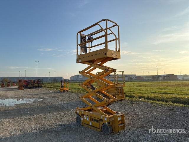 2008 Haulotte Optimum 8 Electric Scissor Lift - Škarjasta dvižna ploščad: slika 1 2008 Haulotte Optimum 8 Electric Scissor Lift - Škarjasta dvižna ploščad: slika 1