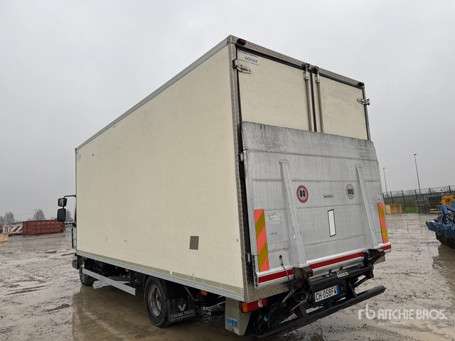 2008 Renault Midlum 220Dxi 4x2 Refrigerated Truck - Tovornjak hladilnik: slika 5 2008 Renault Midlum 220Dxi 4x2 Refrigerated Truck - Tovornjak hladilnik: slika 5