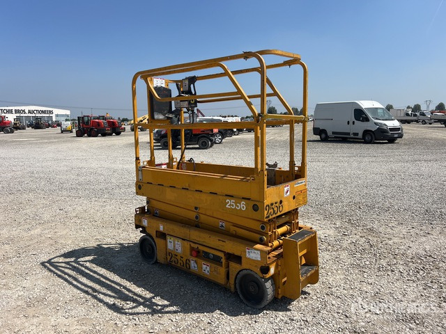 2009 Haulotte Optimum 8NT Electric (Inoperable) Scissor Lift - Škarjasta dvižna ploščad: slika 4 2009 Haulotte Optimum 8NT Electric (Inoperable) Scissor Lift - Škarjasta dvižna ploščad: slika 4