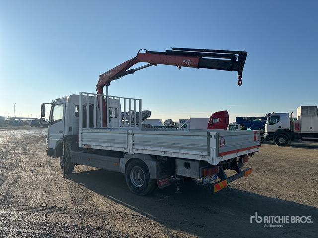 2009 Mercedes-Benz MB 818 K 2009 Fassi F65A.23 2710 kg on 4x2 Flatbed Truck with Crane - Tovornjak s kesonom, Tovornjak z dvigalom: slika 3 2009 Mercedes-Benz MB 818 K 2009 Fassi F65A.23 2710 kg on 4x2 Flatbed Truck with Crane - Tovornjak s kesonom, Tovornjak z dvigalom: slika 3