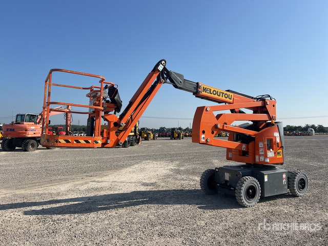 2011 Haulotte HA12IP Articulating Boom Lift - Zglobna dvižna ploščad: slika 1 2011 Haulotte HA12IP Articulating Boom Lift - Zglobna dvižna ploščad: slika 1
