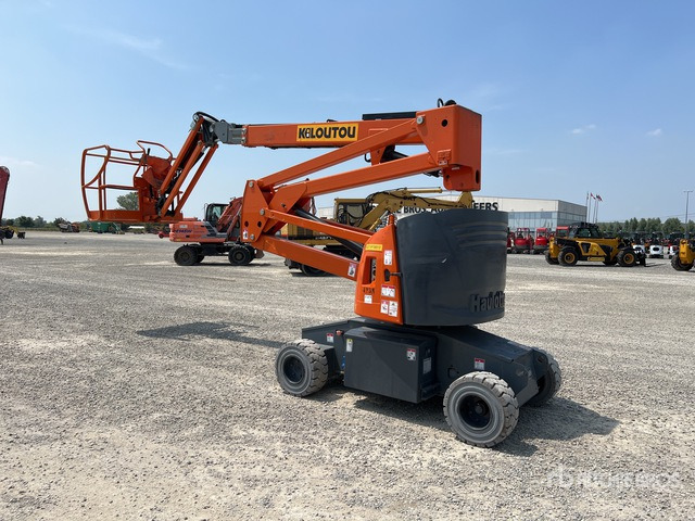 2011 Haulotte HA15IP Electric Articulating Boom Lift - Zglobna dvižna ploščad: slika 4 2011 Haulotte HA15IP Electric Articulating Boom Lift - Zglobna dvižna ploščad: slika 4
