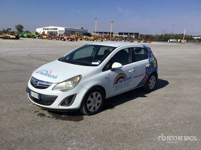 2011 Opel Corsa (Inoperable) Automobile - Avtomobil: slika 4 2011 Opel Corsa (Inoperable) Automobile - Avtomobil: slika 4