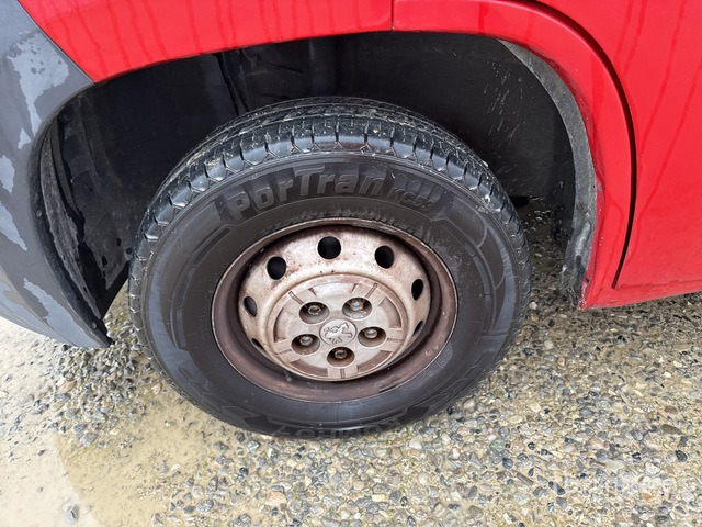 2012 Peugeot Boxer Van Truck - Tovornjak zabojnik: slika 5 2012 Peugeot Boxer Van Truck - Tovornjak zabojnik: slika 5