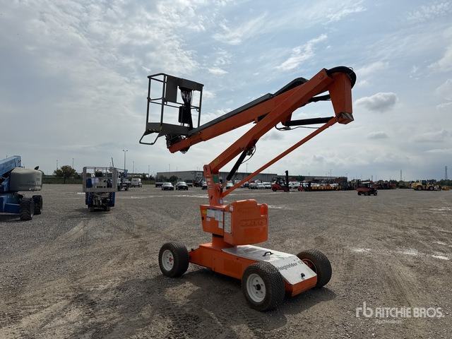 2013 Nifty-Lift HR12NE Electric Articulating Boom Lift - Zglobna dvižna ploščad: slika 4 2013 Nifty-Lift HR12NE Electric Articulating Boom Lift - Zglobna dvižna ploščad: slika 4