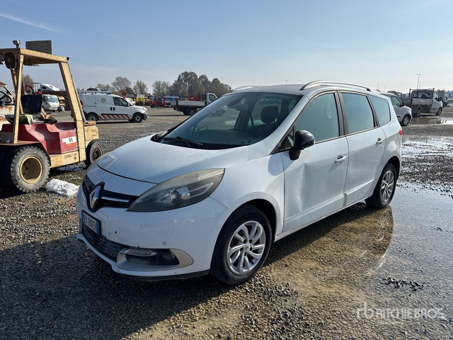 2014 Renault Scenic (Inoperable) Automobile - Avtomobil: slika 2 2014 Renault Scenic (Inoperable) Automobile - Avtomobil: slika 2