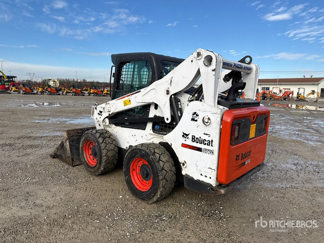 2015 Bobcat S770 - Mini nakladalec: slika 2 2015 Bobcat S770 - Mini nakladalec: slika 2